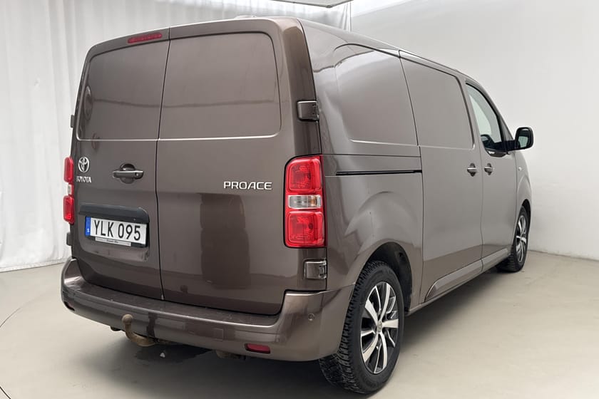 Bild 3 av Toyota Proace 2.0D (177hk)