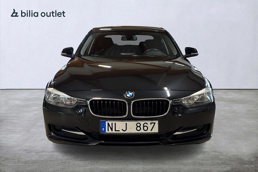 Bild 3 av BMW 320d Sedan 320 Sportline / P-Sensor / Nyservad