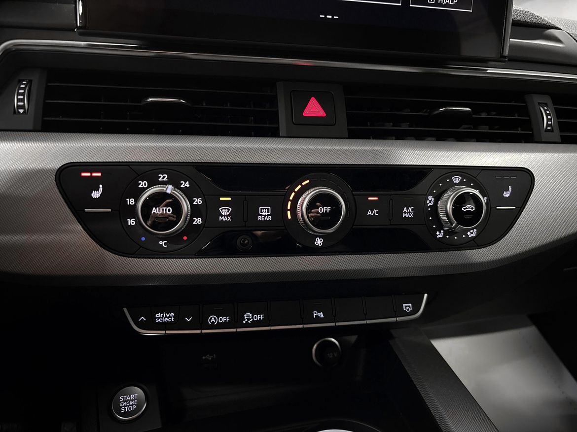 Audi A4 2022 - miniatyr 16