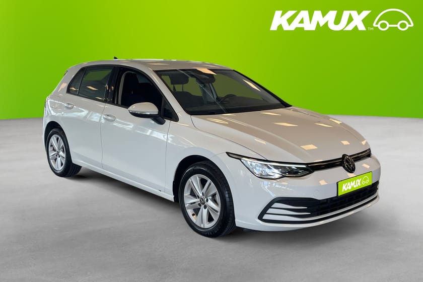 Bild 1 av Volkswagen Golf 1.0 eTSI  Cockpit Rattvärme Kamera CarPlay