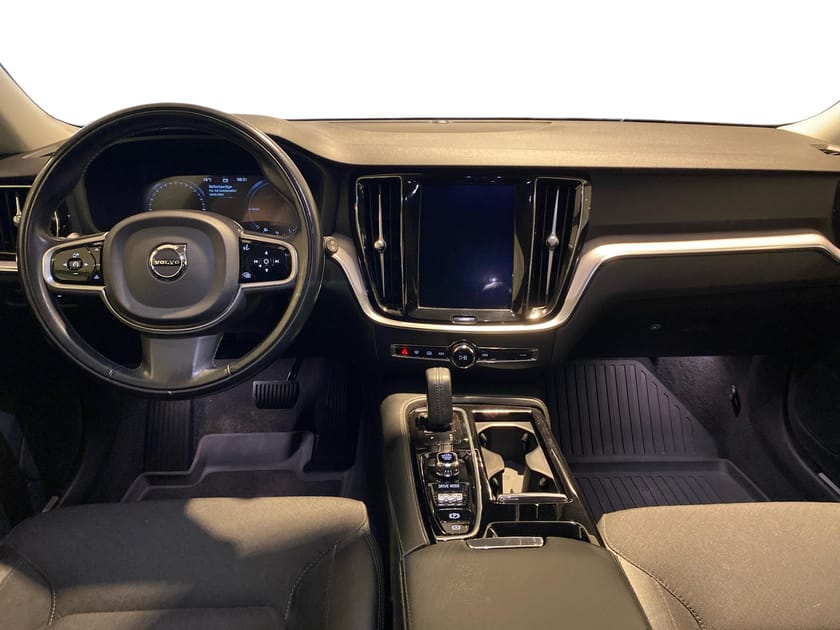 Bild 5 av Volvo V60 T6 TE Momentum Advanced Edition