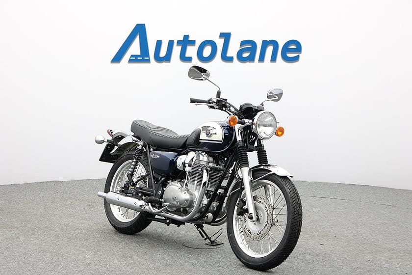Bild 1 av Kawasaki W800 *Endast 613mil!, Nyservad, Nya Däck