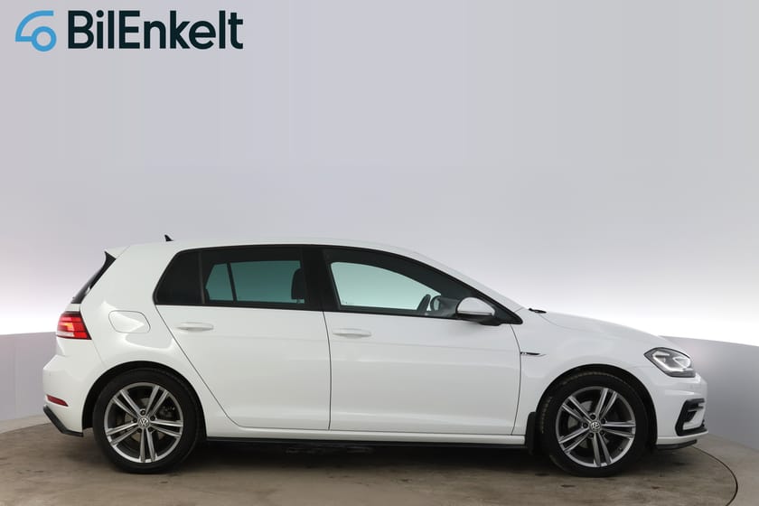 Bild 2 av Volkswagen Golf 150 TSI DSG R-Line | Carplay | P-Sensorer