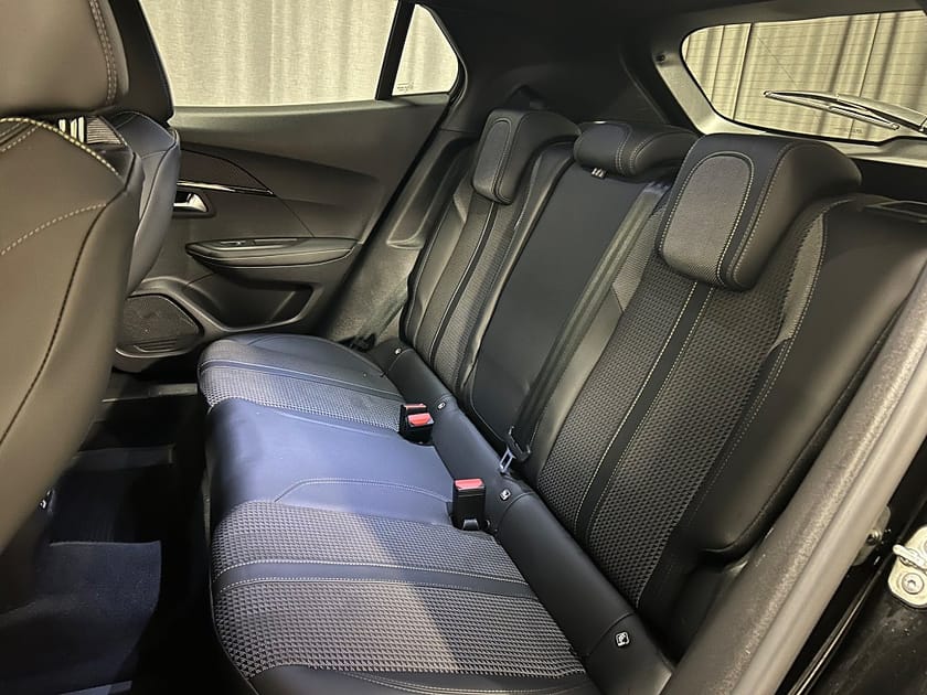 Bild 5 av Peugeot 2008 GT PT 130 AUT