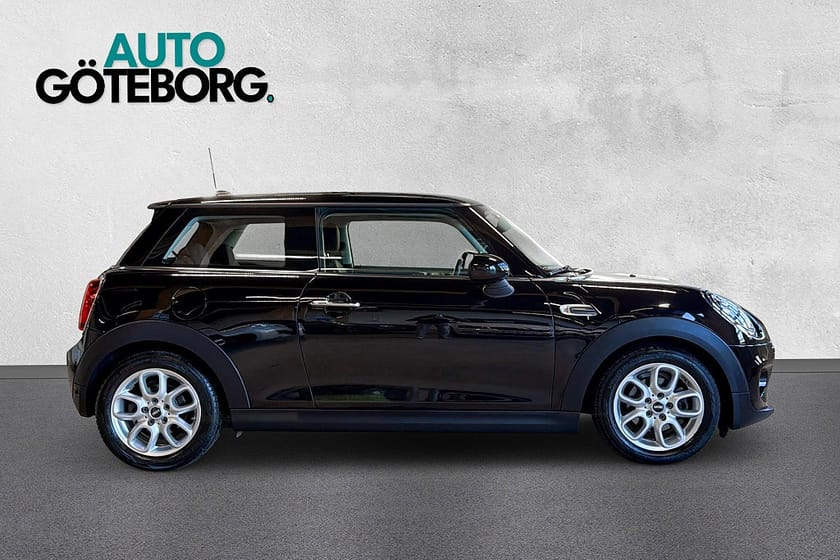 Bild 3 av MINI Cooper 3-dörrars DCT Pepper Välservad 382kr Årskatt Besiktigad