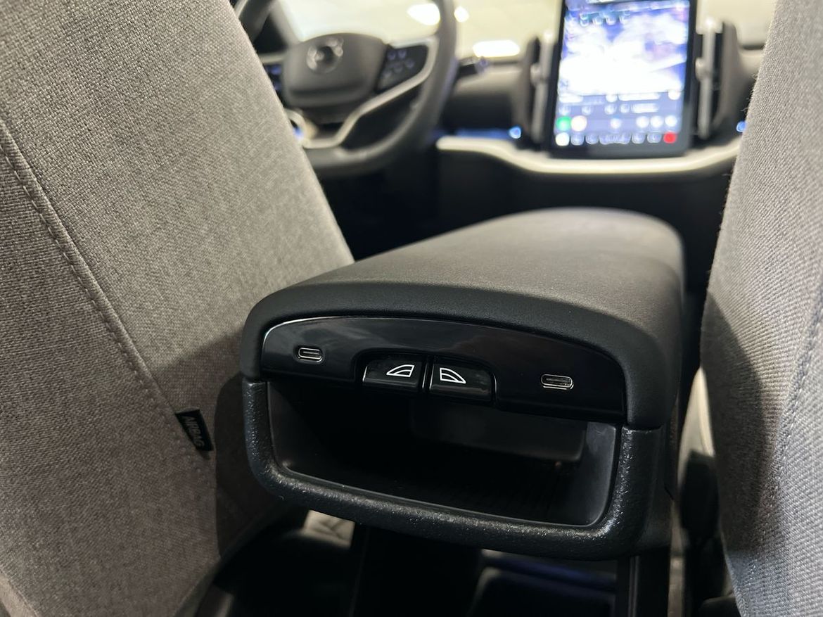 Volvo EX30 2024 - miniatyr 23