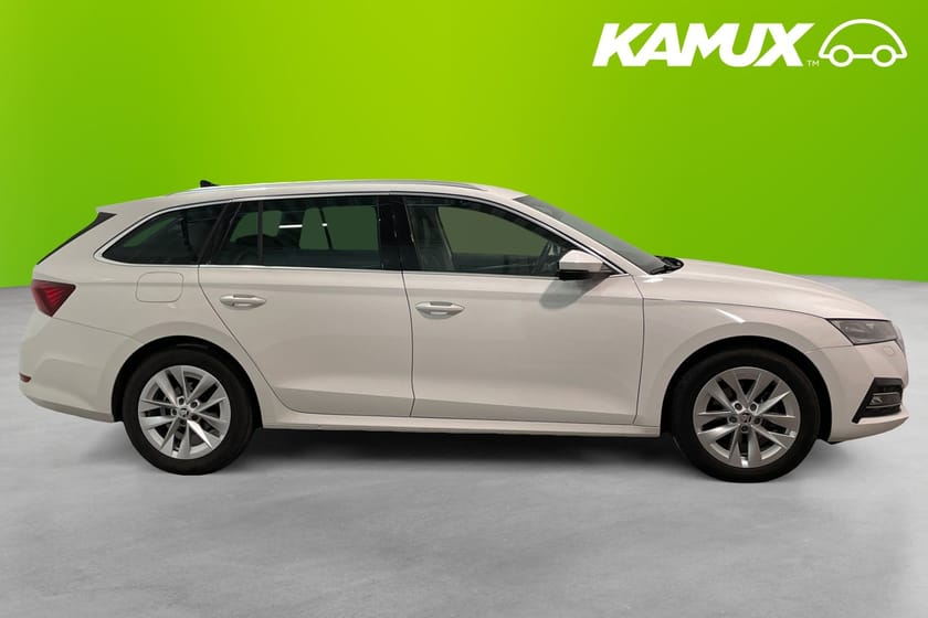 Bild 4 av Škoda Octavia Kombi 2.0 TDI Style  Cockpit Värmare Drag Backkamera