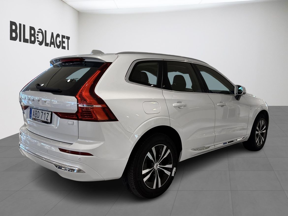 Volvo XC60 2023 - miniatyr 4