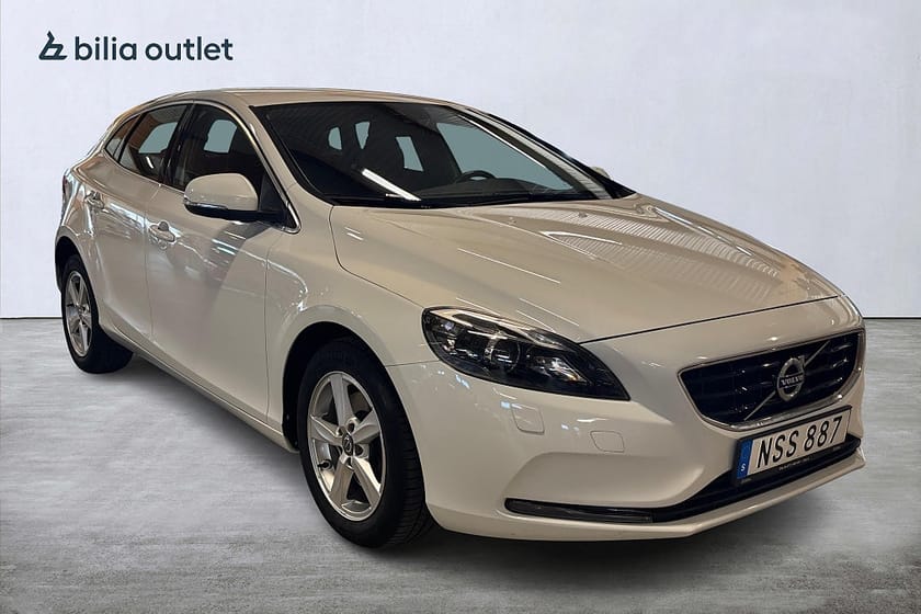 Bild 4 av Volvo V40 D2 Your Momentum / 6600mil / Navi / Värmare / 2-brukare