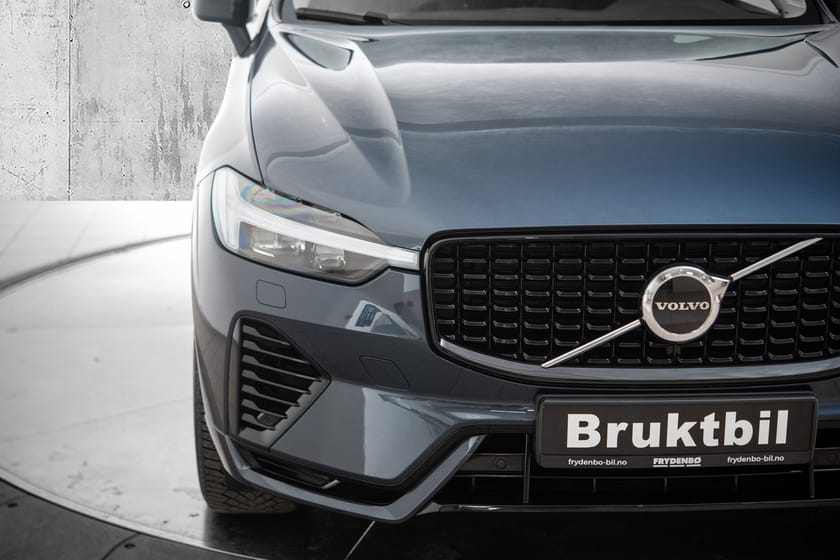 Bilde 4 av Volvo XC60 Recharge T6 Plus Dark SEMI.EL.HF|PANO|TONEDE|SUB|19"++