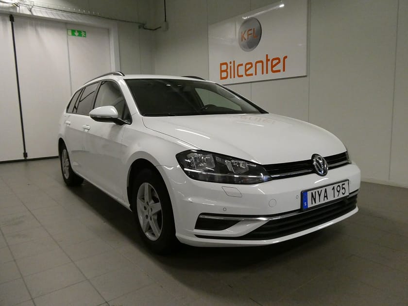 Bild 3 av Volkswagen Golf Sportscombi 1.0 TSI *KFL 10år 2,99%* Aut-CarPlay-M&K Värmare-CarPlay-SoV