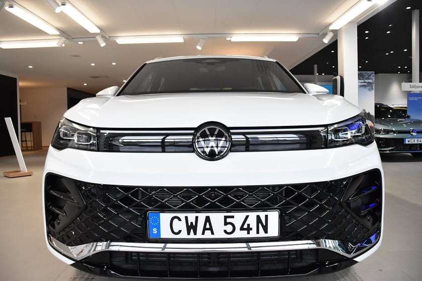 Bild 2 av Volkswagen Tiguan Nya 2.0 TDI 4M R-Line Dragkrok P-värmare