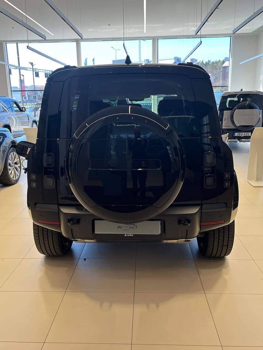 Bild 3 av Land Rover Defender P300e PHEV 110 X-Dynamic SE