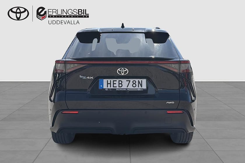Bild 5 av Toyota bZ4X AWD EXECUTIVE JBL DRAGKROK V-HJUL MOMSBIL