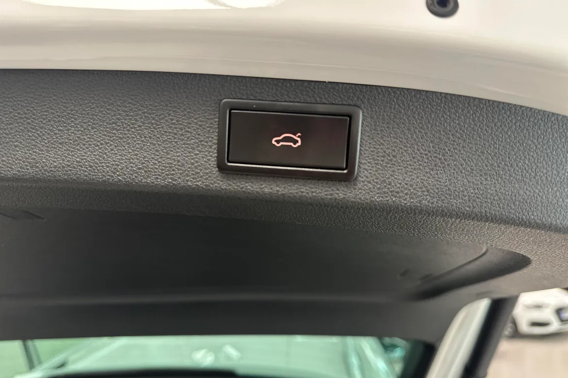 picture of a car