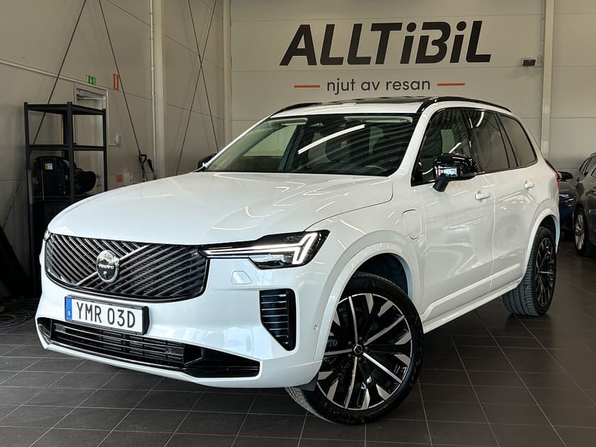 Bild 1 av Volvo XC90 7 Säten Recharge T8 II AWD AUT Ultra Dark Pano/360/HUD/B&W/Luft