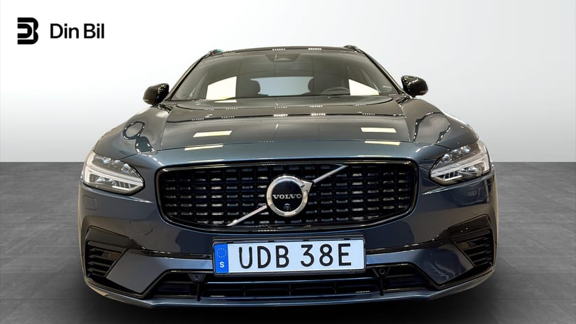 Bild 4 av Volvo V90 Recharge T8 392 AWD Geartronic R-Design Drag