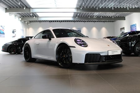 Porsche 911 Carrera 4 GTS 992.2