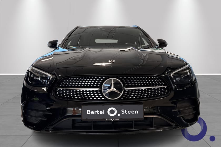 Bilde 2 av Mercedes-Benz E 300 T de 4MATIC 300de Plug-In AMG || Nattpakke || Distronic Plus