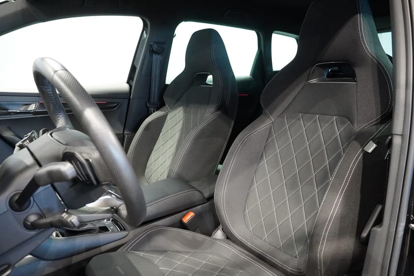 Bild 4 av Škoda Karoq SPORTLINE 150 HK DSG DRAG VÄRMARE KAMERA