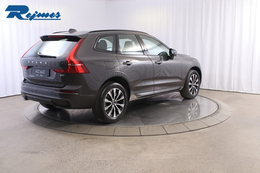 Bild 4 av Volvo XC60 B5 AWD Bensin Plus Dark