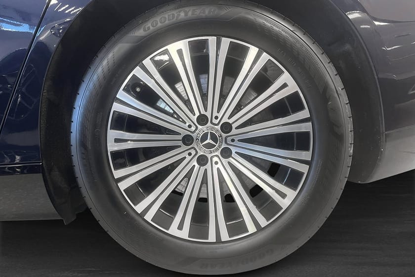 Bild 5 av Mercedes-Benz EQS 350 90.6 kWh Base Euro 6