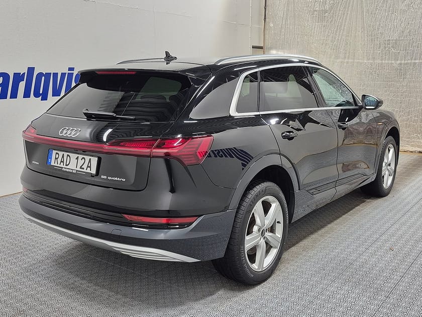 Bild 4 av Audi e-tron 55 quattro 408HK 4x4 Läder elbil