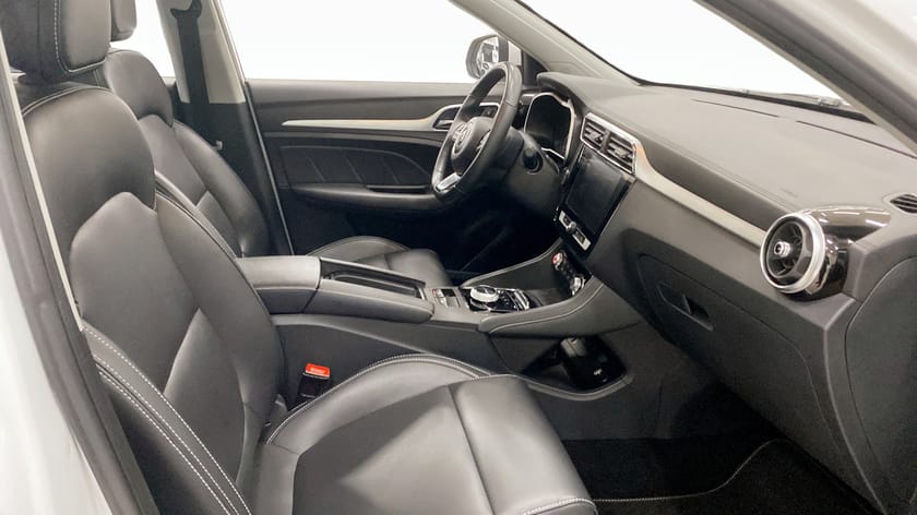 Bild 3 av MG ZS EV Luxury 45 kWh Panorama - Backkamera