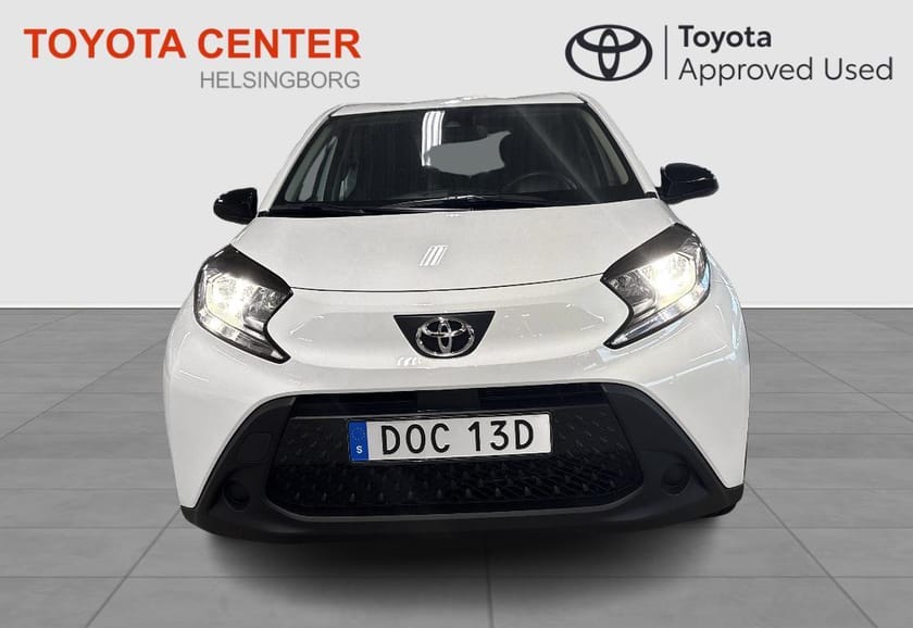 Bild 2 av Toyota Aygo X X-Play Automat