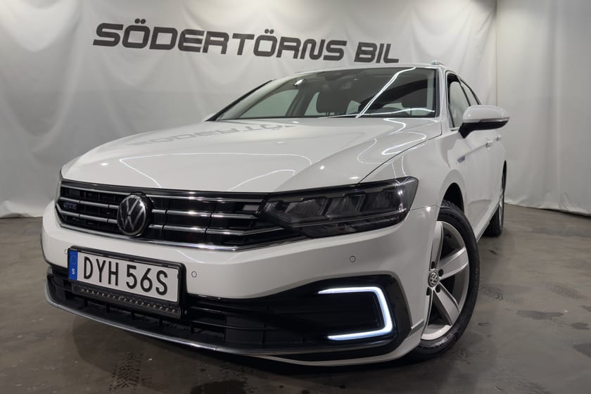 Bild 2 av Volkswagen Passat Sportscombi GTE 1.4 TSI DRAG VÄRMARE KAMERA MOMSBIL