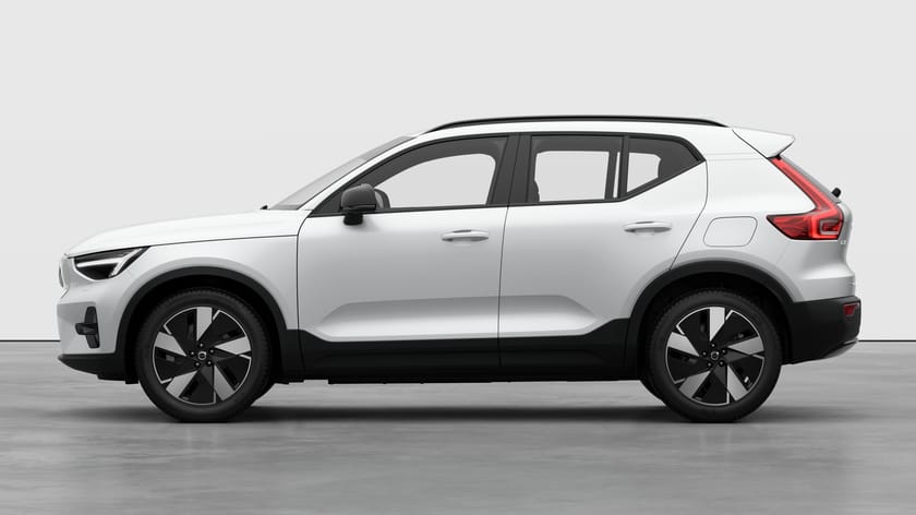 Bild 2 av Volvo EX40 Twin Motor Performance Lagerbil