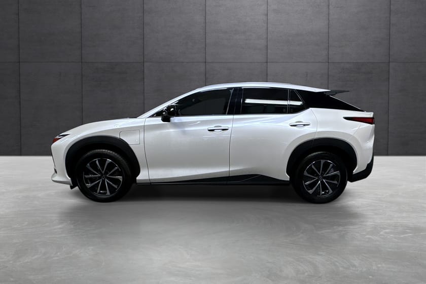 Bilde 2 av Lexus RZ 300e Auto FWD Executive