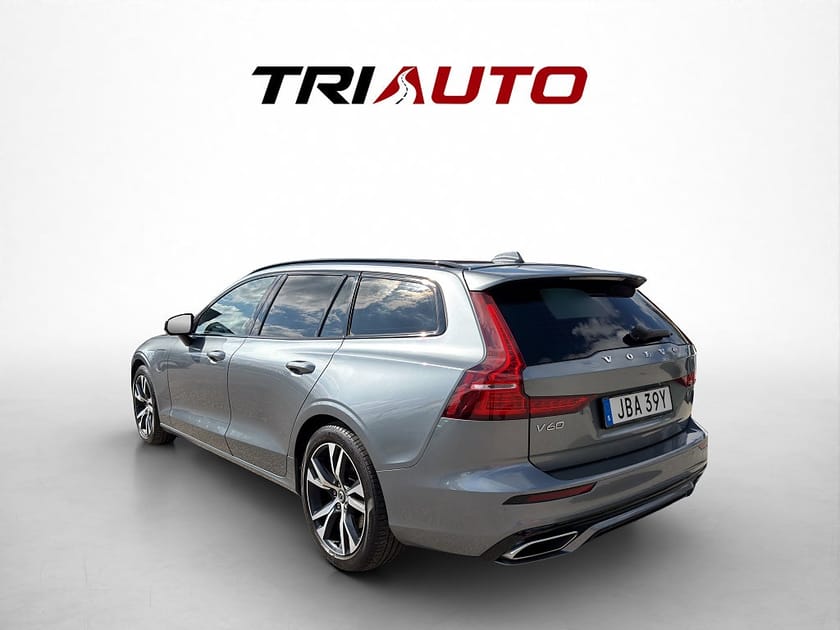 Bild 4 av Volvo V60 Recharge T6 AWD R-Design MOMS Drag Skinn Navi CarPlay