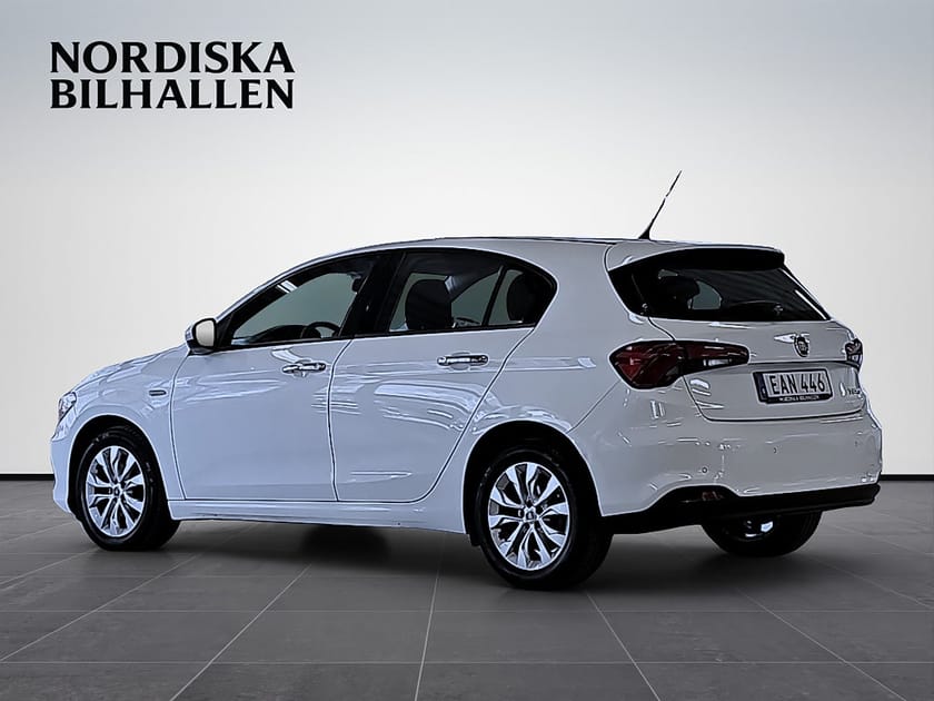 Bild 5 av Fiat Tipo 1.6 E.Torq Lounge Nyservad Bluetooth P-sensor