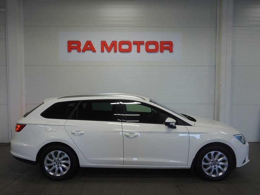 Bild 4 av SEAT Leon ST 1.2 TSI DSG 110hk  | Drag | Backkamera |