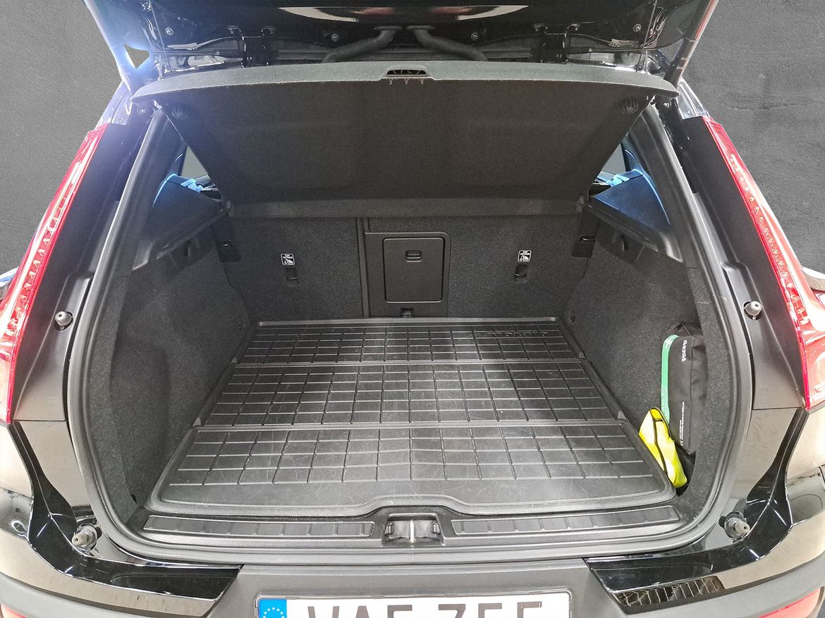 Volvo XC40 2023 - miniatyr 7