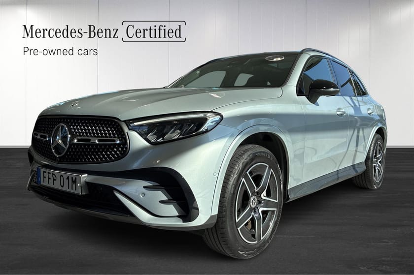 Bild 1 av Mercedes-Benz GLC 300 e 4MATIC SUV | AMG | Pano | Drag