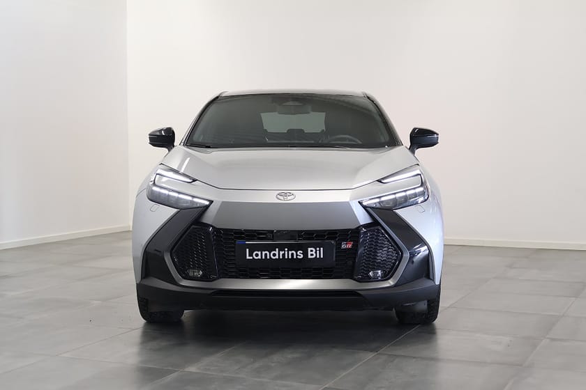 Bild 2 av Toyota C-HR PHEV e-CVT GR Sport Laddhybrid 360° V-Hjul JBL Navi