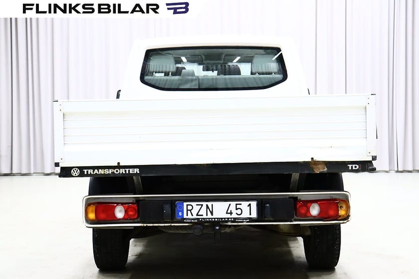 Bild 4 av Volkswagen Transporter Chassi Dubbelhytt TDI 140HK Dubbelhytt|Flak|Drag|Värmare|Moms