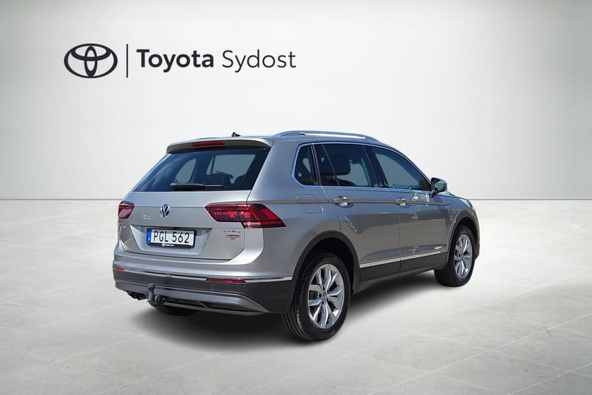 Bild 2 av Volkswagen Tiguan 2,0 TDI 190 4-motion Executive-paket Panorama Skinn