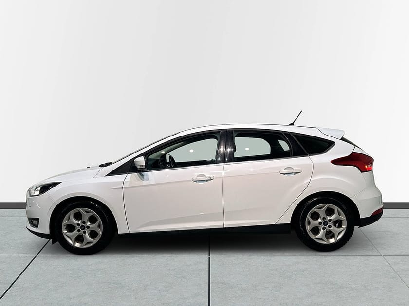 Bild 4 av Ford Focus 1.0 Titanium Drag Mvärm Psens Carplay S/V-hjul