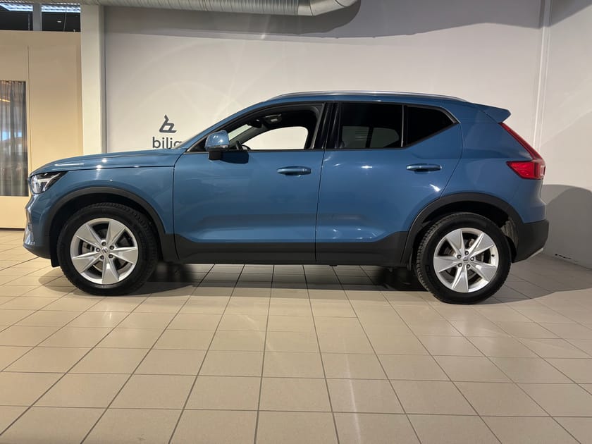 Bild 2 av Volvo XC40 B4 FWD Bensin Core SE II