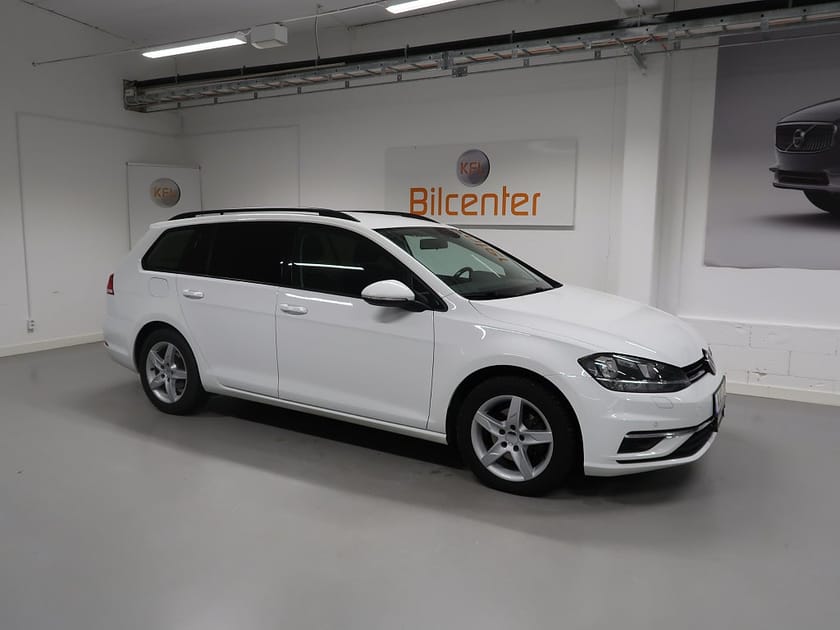 Bild 4 av Volkswagen Golf Sportscombi 2.0 TDI 4M GT V-Däck ingår Drag-Kamera-Värmare-CarPlay-