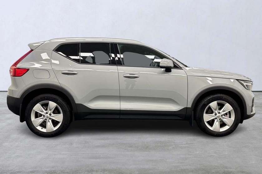Bild 3 av Volvo XC40 B4 FWD Bensin Core SE II