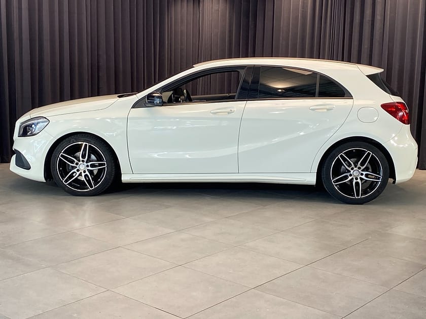 Bild 5 av Mercedes-Benz A 200 d 7G-DCT AMG Sport V-hjul