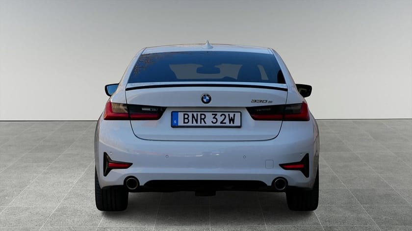 Bild 4 av BMW 330e Sedan Sport Line | 2833 kr/mån | Drag | Navi | Fullservad