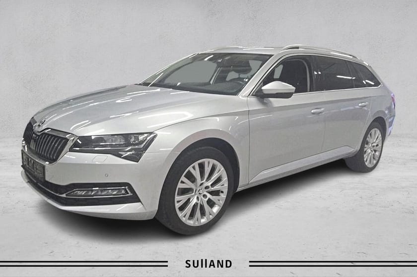 Bilde 1 av Škoda Superb Stasjonsvogn Sup3fl stv styl d200 4x4dsg7 Varmer-Krok-4x4-Navi-R.Kam