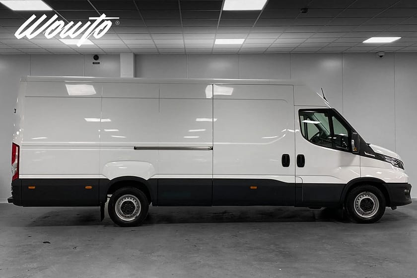 Bild 3 av Iveco Daily 35-140 Van 2.3 JTD Hi-Matic 136HK L4H2 3-Sits /Moms