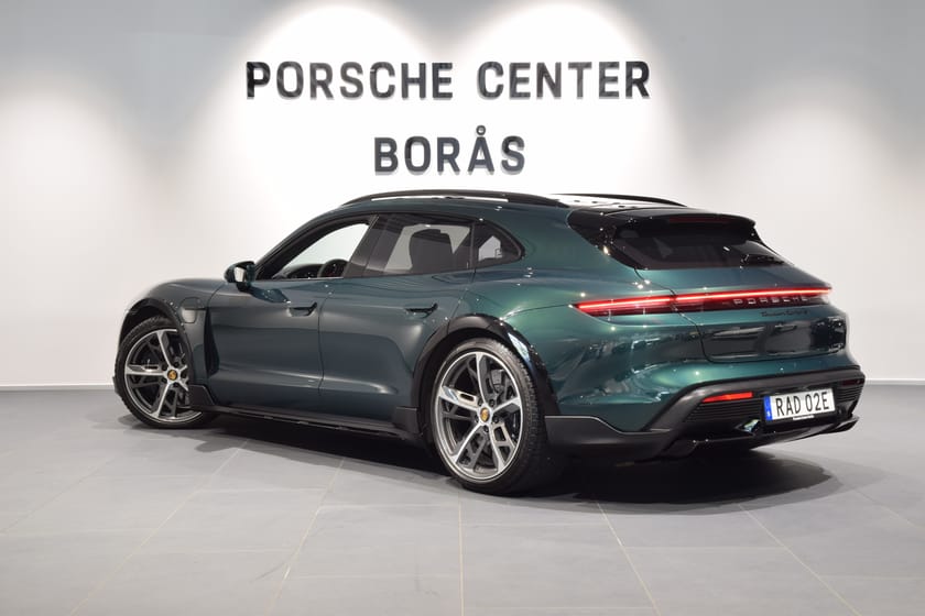 Bild 3 av Porsche Taycan Turbo S Cross Turismo / PTS - Racing Green