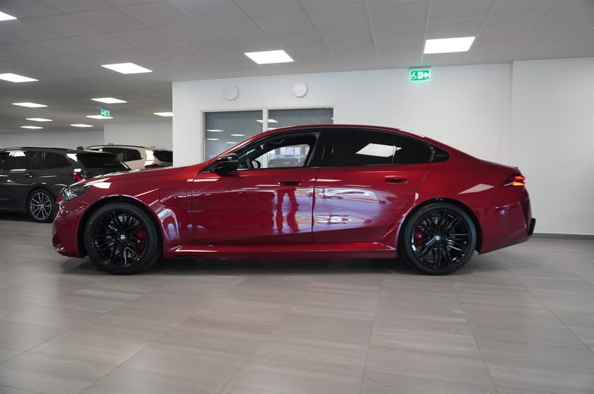 Bild 5 av BMW M5 Sedan Comfort Paket Drag DA Pro